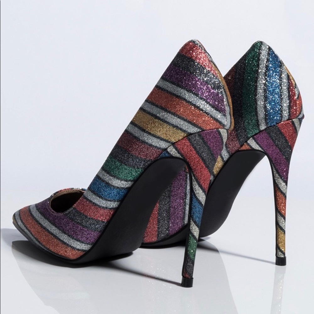 Beautiful colorful Pumps - Picture 4 of 5